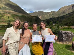 21 jours-200h en formation de professeur de yoga vinyasa dans un ashram dans la Vallée sacrée du Pérou