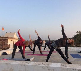 21 Tage Yoga Pilgerreise mit Ayurveda, Multi-Aktive Kultur und Tollen Erlebnissen in Nordindien - Photo 2