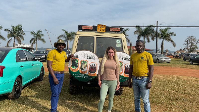 10 Tage Gorilla- und Schimpansen-Safari-Trekking-Tour mit Bootsfahrten in Uganda