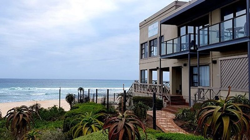 On the Beach Guesthouse & Suites - Surfers Friendly Accommodation in Eastern Cape, South Africa