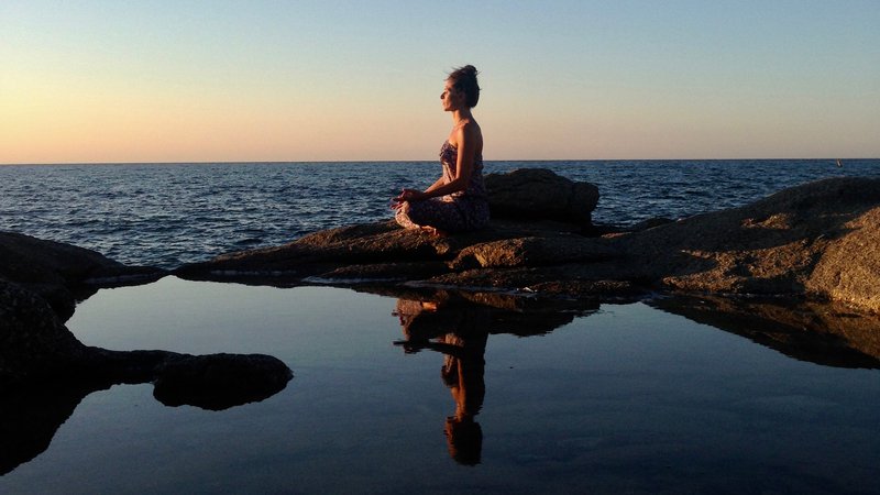 4 jours en stage de yoga pour poser ses intentions et vivre en pleine conscience en Ardèche