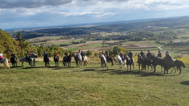 5 Day "Trail Tales: Every Ride a New Story" - Horse Riding Holiday in Kalnik