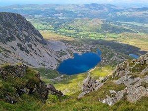4 Day Escape to Snowdonia Yoga, Mindfulness, and Adventure Wellness Retreat in UK