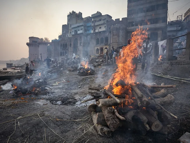9 Day India Guided Motorcycle Tour in Delhi, Jaipur, Agra along with Varanasi photo 8