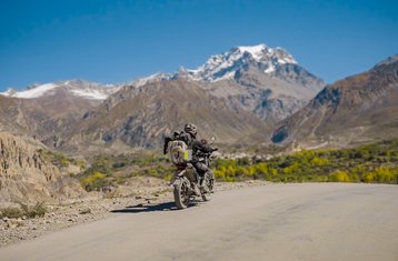 12-tägige Motorradtour durch das Hochland nach Manang: Geführte Motorradtour in Nepal