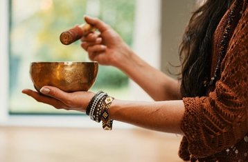 12 jours en formation de professeur de yoga et de guérison par le son à Goa, Inde