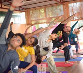 76 Tage Ayurvedisches Wellness Yoga Retreat in Rishikesh, Indien - Photo 1
