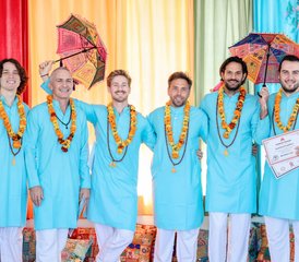 1125-Daagse 200-Uur Ayurveda- en Yogadocentenopleiding in Rishikesh, India - Photo 1