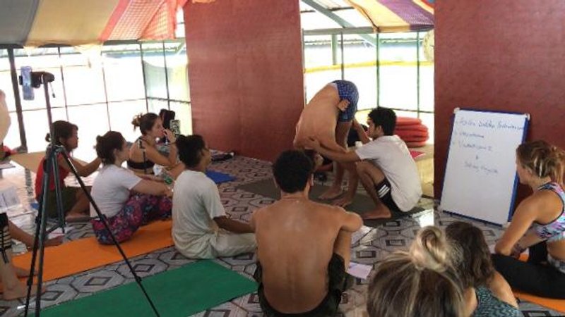 24 Day 200-Hour Multi-Style Yoga Teacher Training Course in Rishikesh