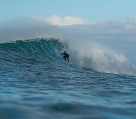 7 días de aventura de surf inolvidable para surfistas intermedios y avanzados en Galápagos, Ecuador - Photo 2