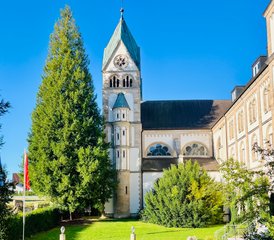 3 Tage Yoga Retreat im Kloster, Deutschland (bei Fulda, Juli) – Entspannung & Achtsamkeit Wochenende - Photo 3