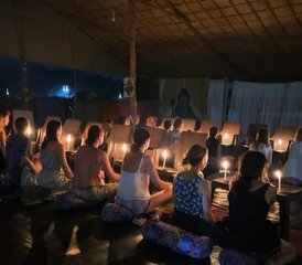 1029 jours-200h en formation de professeur de hatha ashtanga vinyasa ayurveda et guérison à Goa, Inde - Photo 1
