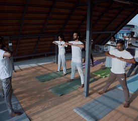 7 días de retiro de Ayurveda, bienestar y terapia rejuvenecedora con yoga en Kerala, India - Photo 4