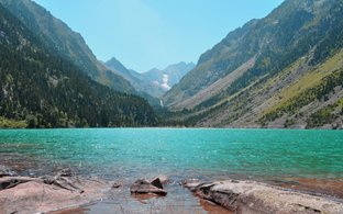 Pyrénées Retreats & Trips