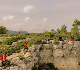 5 jours en stage de méditation Vipassana, yoga doux et chants de mantras dans un paradis naturel, Espagne - Photo 4