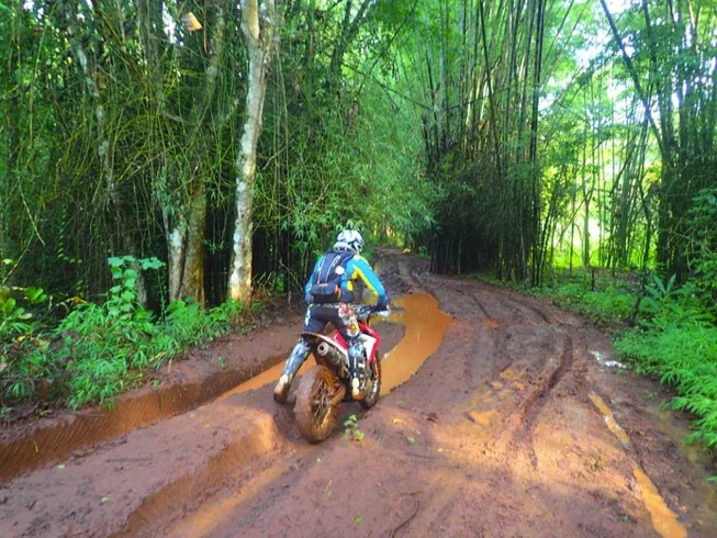 8 Day Guided Enduro Motorcycle Tour in Pattaya With VIP Speedboat 3 Deserted Islands Charter photo 2