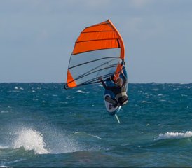 25 días de campamento de windsurf para principiantes en Malmö, Suecia - Photo 1