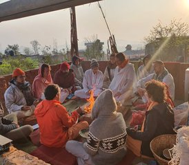 512-Daagse Navaratri Sadhana yoga retreat in Chandragiri, Nepal - Photo 1