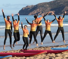 4 días de emocionante campamento de surf y acogedor alojamiento en Cascais, Lisboa - Photo 4
