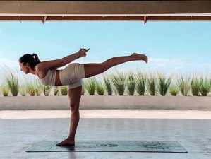 7 Day Women's Luxury Yoga, Meditation and Sound Healing Retreat in Uluwatu Bali, Indonesia