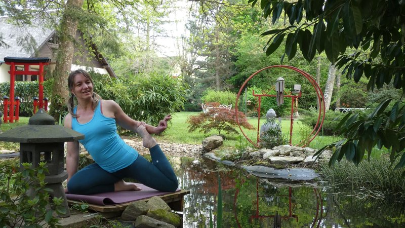 4 jours en week-end de yoga et randonnée dans un chalet en bord de rivière dans le Morvan