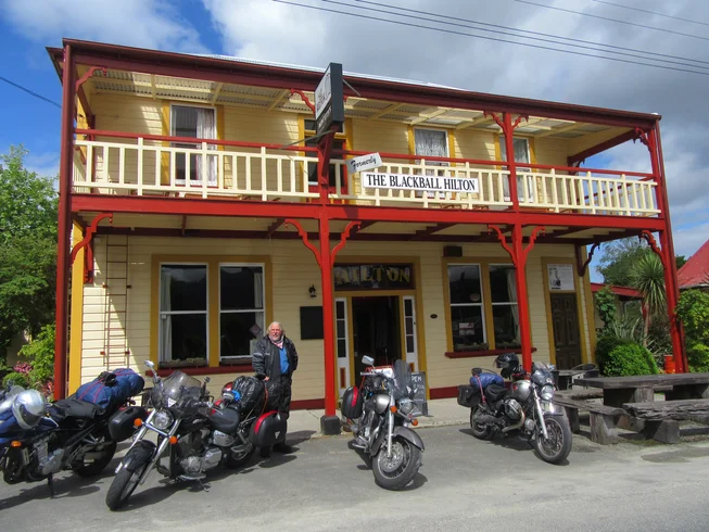 27 Days Self-Guided South to North New Zealand Motorcycle Tour photo 4