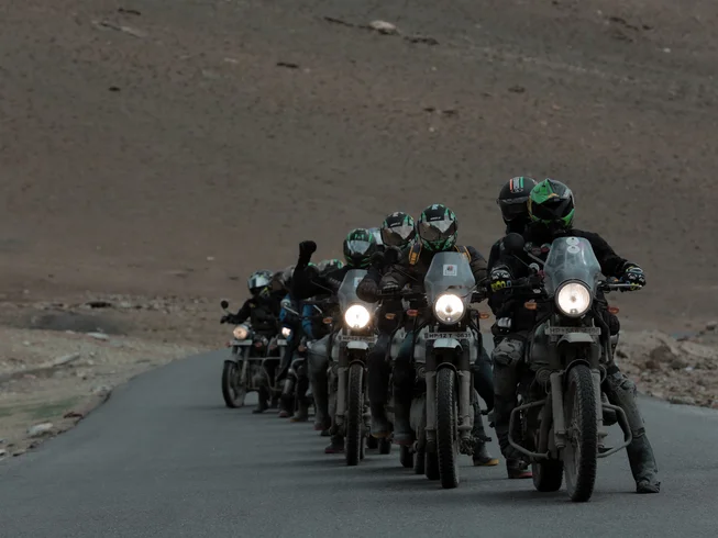 8 Day Leh to Leh With Umling La Pass Guided Motorcycle Tour in India