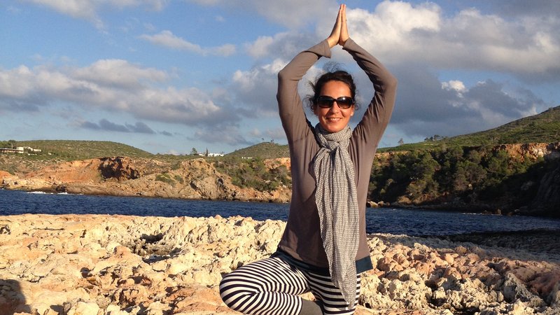 7 jours-50h en formation de Yin Yoga avec Giulia dans les Cévennes