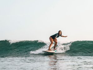 9 Tage Balance Surf Camp und Yoga Retreat auf Bali