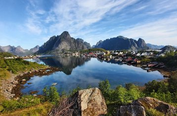 19 días de expedición al Cabo Norte: ruta guiada en moto por Noruega, Finlandia y Suecia