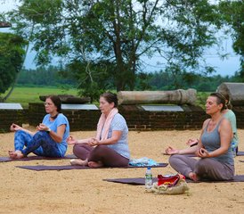 12 Tage Yoga Urlaub mit Ausflügen und Ayurveda-Behandlungen in Tissamaharama, Sri Lanka - Photo 2