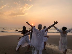 20 jours-200h en formation de professeur de yin yoga thérapeutique hybride à Goa, Inde