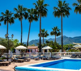 5 Day Relax and Recharge Yoga Retreat at a Private Villa in Malaga, Spain - Photo 4