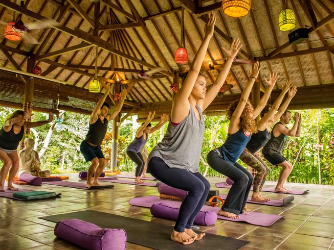 4 Days Travel &Yoga Holiday on Nusa Penida, Bali - BookYogaRetreats.com