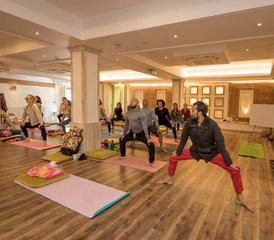 29 Tage 500-Stunden-Yogalehrerausbildung in Hatha, Ashtanga, Iyengar und Kundalini Yoga in Kathmandu, Nepal - Photo 2