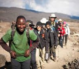 7 días de trekking al Kilimanjaro por la ruta Machame en Tanzania - Photo 2