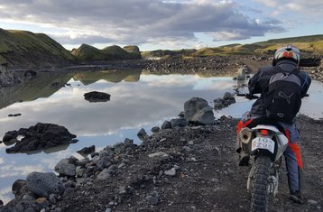 6 jours guidés en moto tout-terrain en Islande