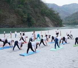 27 jours-300h en formation de professeur de yoga avancée (asanas, pranayama et méditation) à Rishikesh, Inde - Photo 4