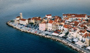 Piran Retreats und Reisen