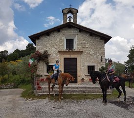 5-Daagse Korte Vakantie in het Zadel Paardrijvakantie in Spoleto, Umbrië, Italië - Photo 3