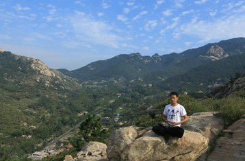 21-Daagse Qi Gong, Tai Chi, Meditatie en TCG voor Spiritueel Welzijn in Linyi, China