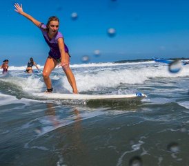 14 Tage Spanish- und Surf-Sommererlebnisurlaub in Puerto Viejo de Talamanca, Costa Rica - Photo 2