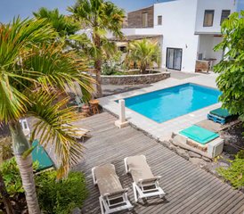 8 Tage „Waves of Change“ Coaching Retreat mit Surfen und Yoga auf Fuerteventura, Spanien - Photo 4