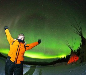 4 Tage Aurora-Beobachtung und Tierwelt und heiße Quellen Retreat in Yukon, Kanada - Photo 5