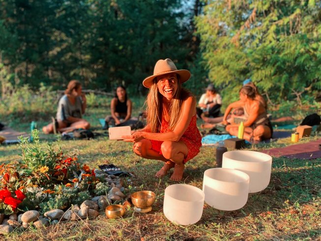 15 Day Nature Immersion 200-Hour Yoga Teacher Training Off-Grid in The  Kootenays, British Columbia 