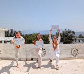 515 jours-100h en formation de professeur de yoga holistique et traditionnel à Rishikesh, Inde - Photo 1