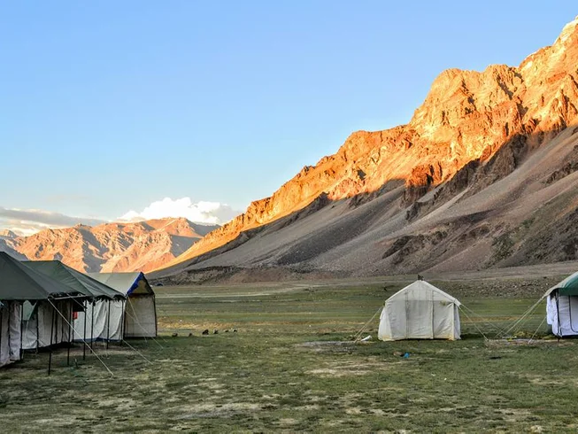 22 Day Himalayan Heights Guided Motorcycle Tour in India photo 10