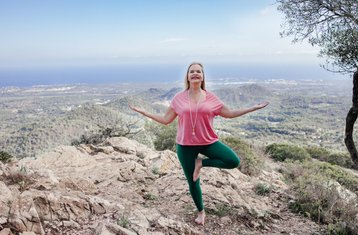 5 Tage im alten Kloster Lluc: Yoga und Wandern Retreat im Tramuntana Gebirge, Spanien