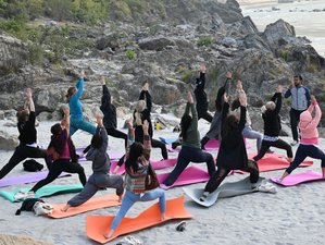 24 jours en formation de professeur de yoga 200h avec ayurvéda à Rishikesh, Inde