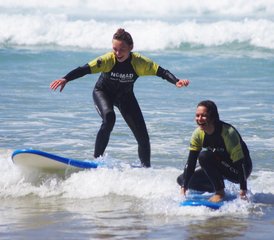 5 Tage Surf Camp Erlebnis in einem großartigen Surf Resort in Aljezur, Algarve, Portugal - Photo 2